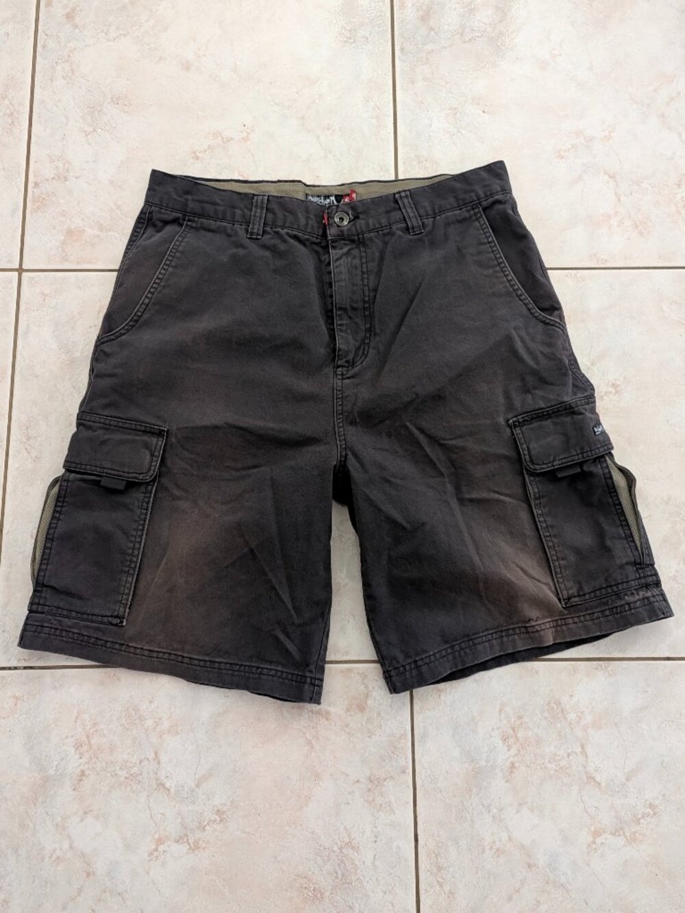 USED QuikSilver Cargo Shorts men's size 34